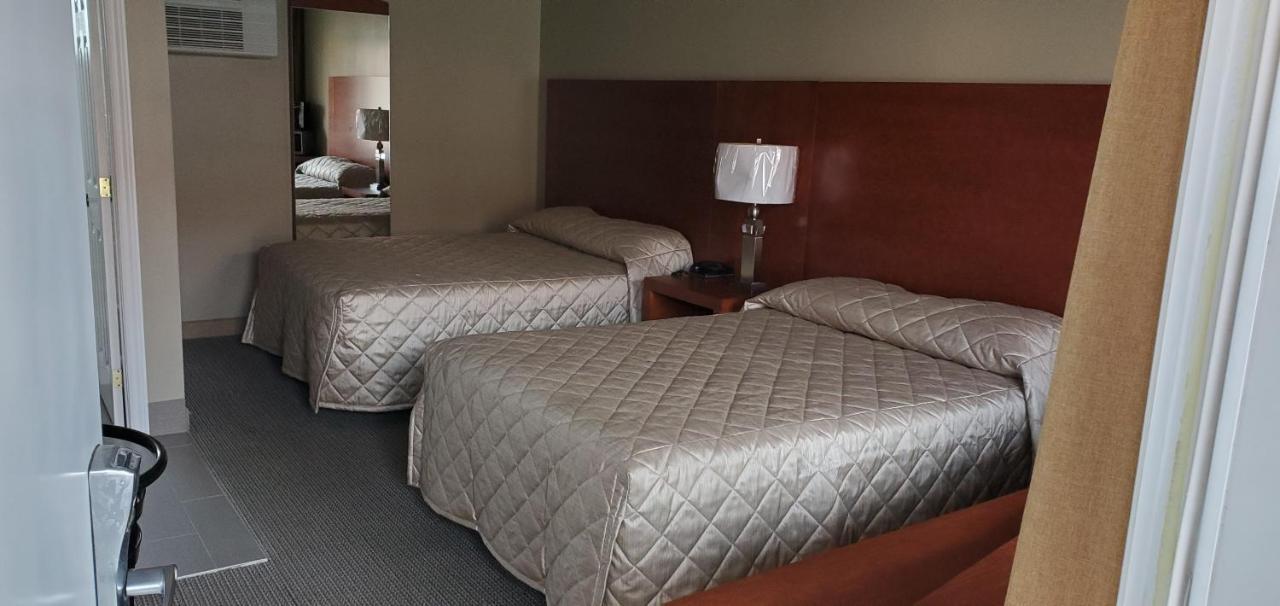 Motel Falcon Brossard Eksteriør bilde